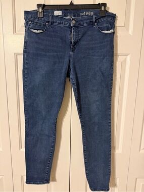 GAP 1969 Women's Dark Blue Legging Jean